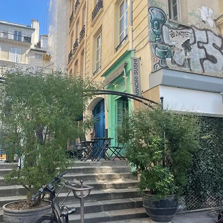 3 Pieces Au Coeur Du Marais *